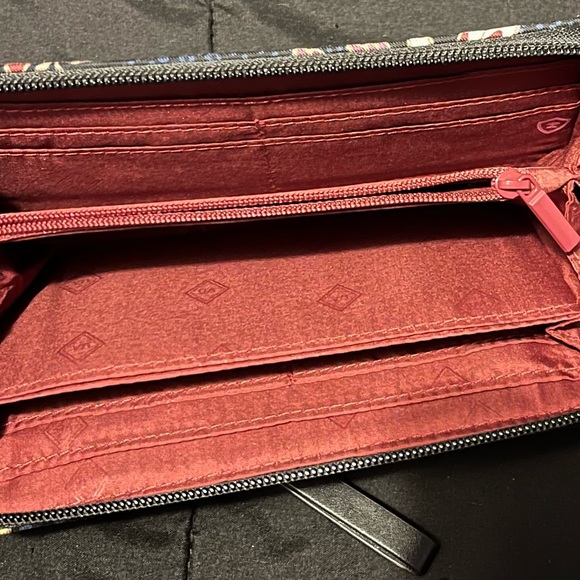 Vera Bradley Black and Red Floral Wristlet - Picture 3 of 5